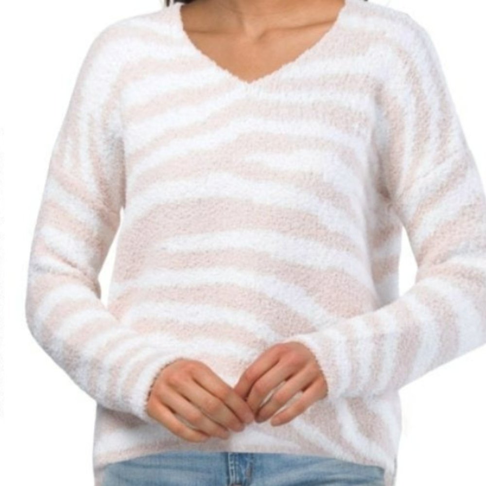 Rachel Zoe V Neck Fuzzy Knit Animal Stipe Long‎ Sleeve Sweater